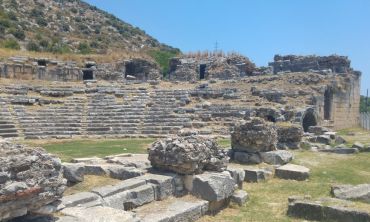 Limyra Ancient City, Yuvalılar